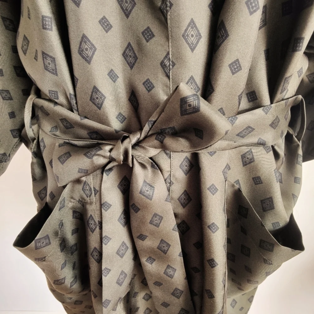 COPY - NWT Silk Robe | Vintage Asian Kimono - Picture 5 of 6